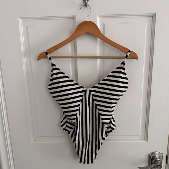 J. Crew Stripe Paneled V-Neck One-Piece Swimsuit Size 6 - Picture 7 of 11